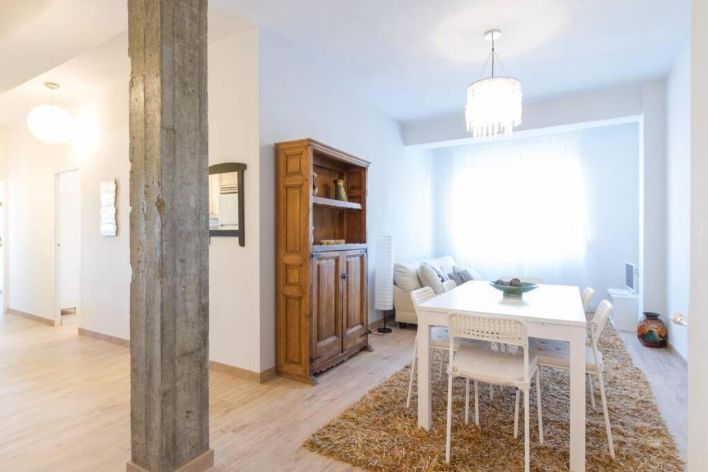 Maravilloso En Puerta De Toledo C/gasometro By Batuecas Appartement Madrid